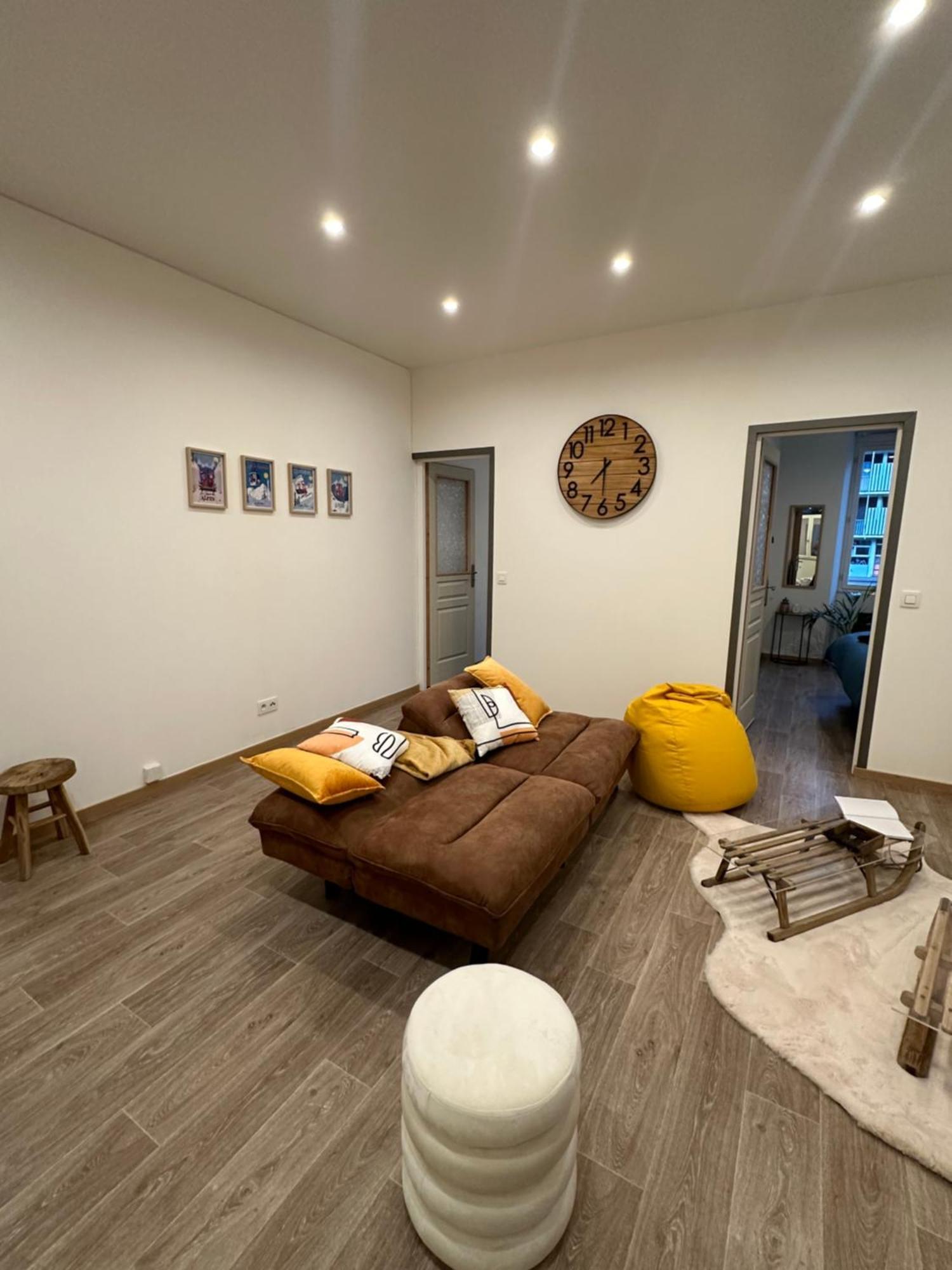 Le Refuge T3 Centre Ville 63M2 Pied Des Montagnes 阿尔贝维尔 外观 照片